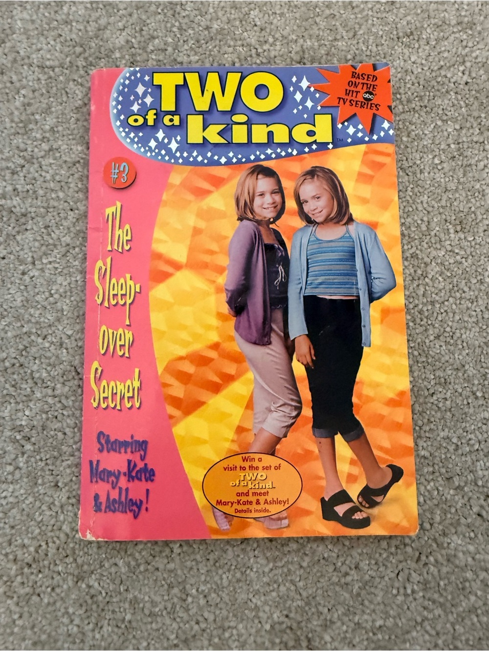 Two of a Kind: The Sleepover Secret Paperback - Yellow & Pink Cover Olsen twins